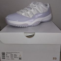 jordan retro 11 low Pure violet $250 🔥DM to Inquire🔥