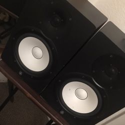 Yamaha Studio Monitor 8”