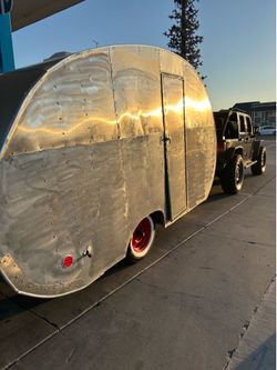 Camping trailer