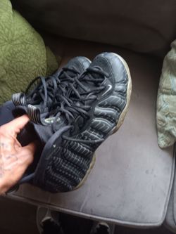 2 shoes bundle deal 60$ used