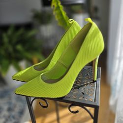 Neon Lime Stiletto Heels (#0114) MIX No.6 | Size 9.5 | Statement Pumps