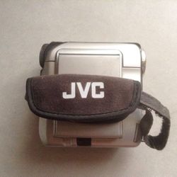 JVC  GR-DX77u  Digital Video Camera