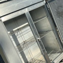 Commercial freezer