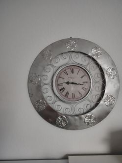 Wall clock