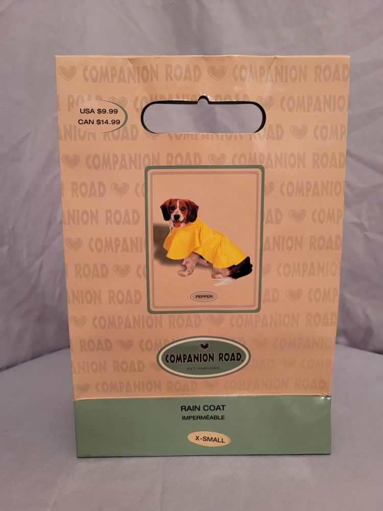 New,  X - SMALL Companion Road Pet Fashions Rain Coat  - New with Tags 