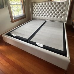Aico  Hollywood King Size Bed