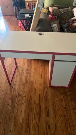 Kids desk White with Pink $50 OBO