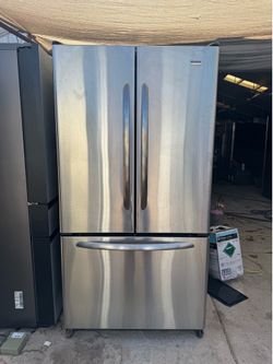 WHIRLPOOL REFRIGERATOR