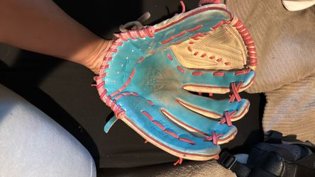 44 Baseball Glove