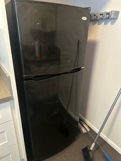 Free Black Fridge