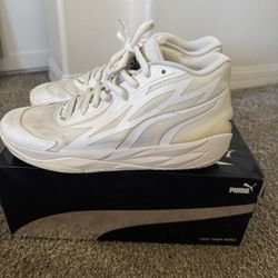 Melo Basketball Shoes