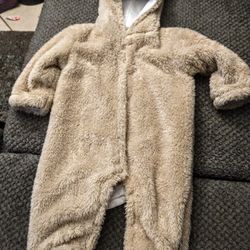 Baby Bear Costumes Size 12 Month  New Without Tags 