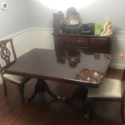 Dining Room, table with a leaf and 4 chairs