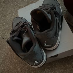 Jordan 4 "Cool Greys"