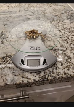 14k gold broken necklace 7 grams