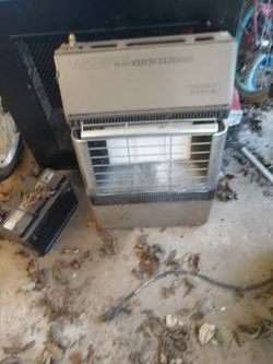 Gas Wall Heater Like New Used 1winter 