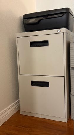 Two drawer filing cabinet grey $20 0BO