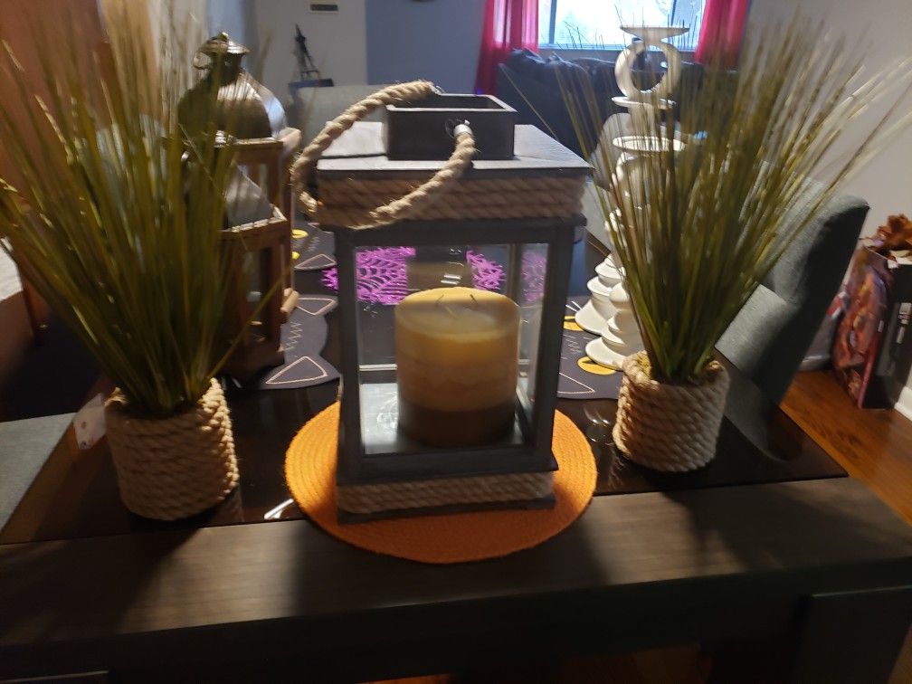 Lanter candle holder