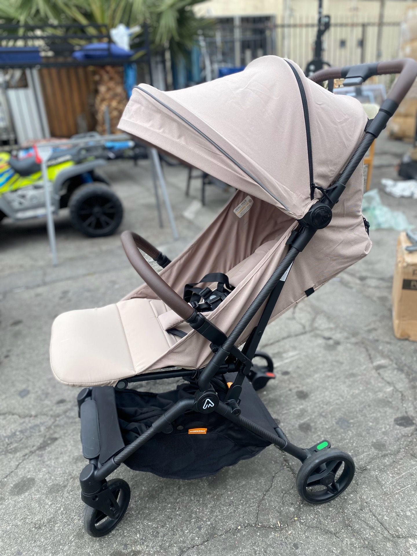 maxi cosi compatible with uppababy Minu Car Seat Adaptor for Maxi-Cosi, Nuna and Cybex Infant Car Seats, Black Dart 79MDF:Gamma Chicken your child secure in color:Black Crinkle Review of the North