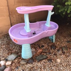 step2 kids water and sand table