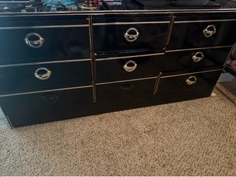 Free 9 chest dresser