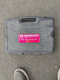 MADDOX Body And Fender Set