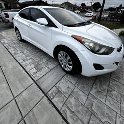 2011 Hyundai Elantra