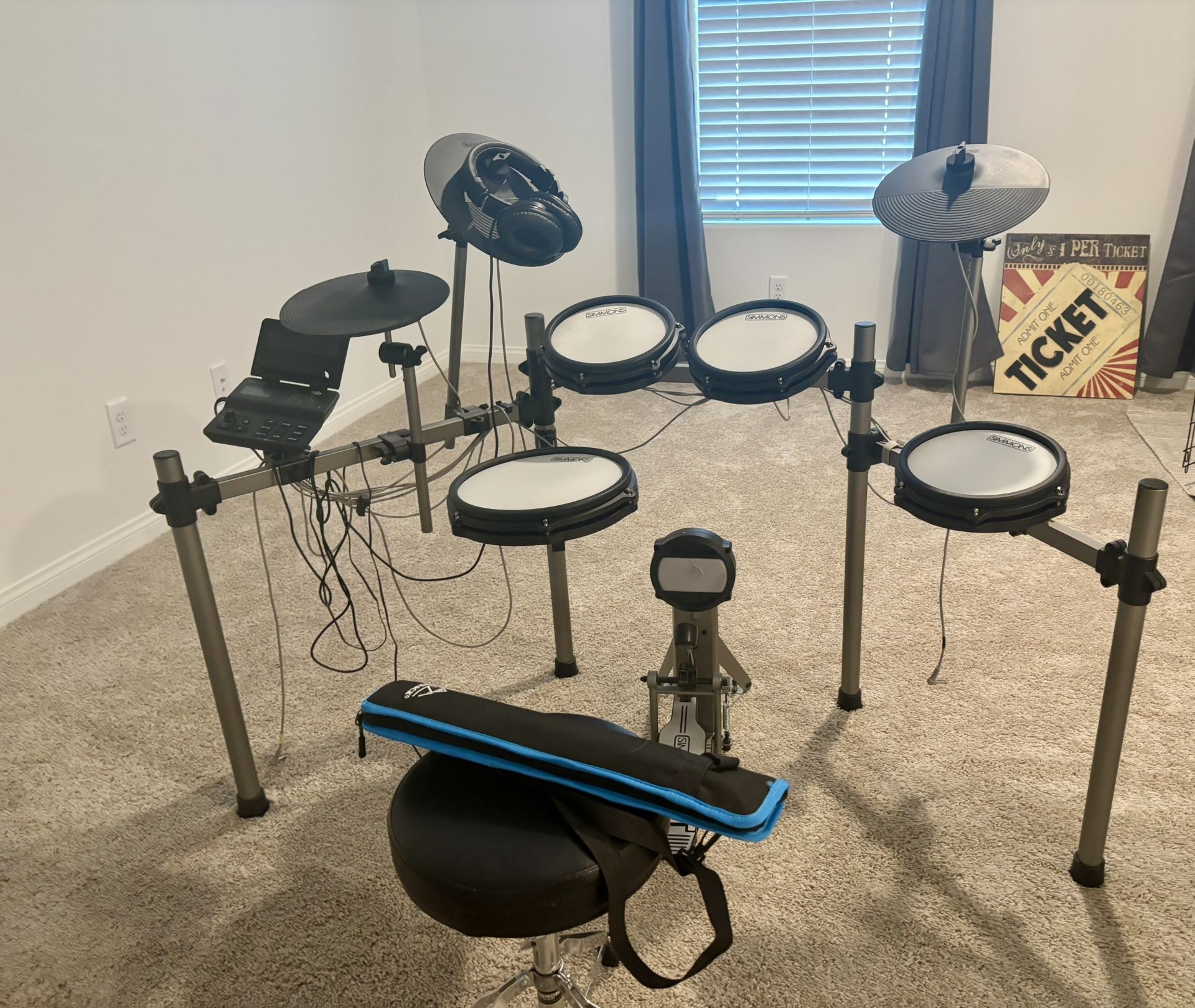 Simmons Titan 50 Drum Kit with Headphones and Sticks