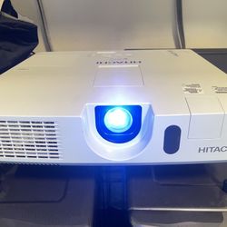 Hitachi HDMI Projector