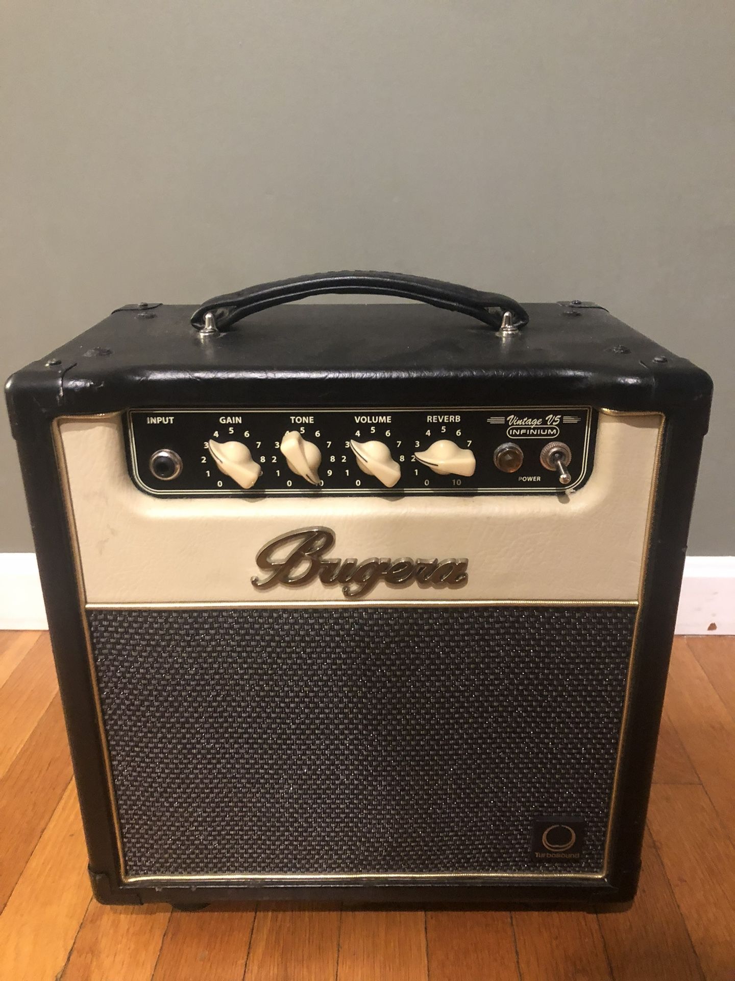 Bugera V5 Infinium