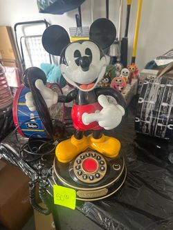 Mickey Mouse phone