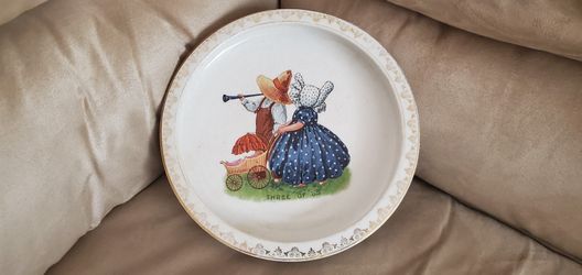 VINTAGE HOLD FAST BABY PLATE