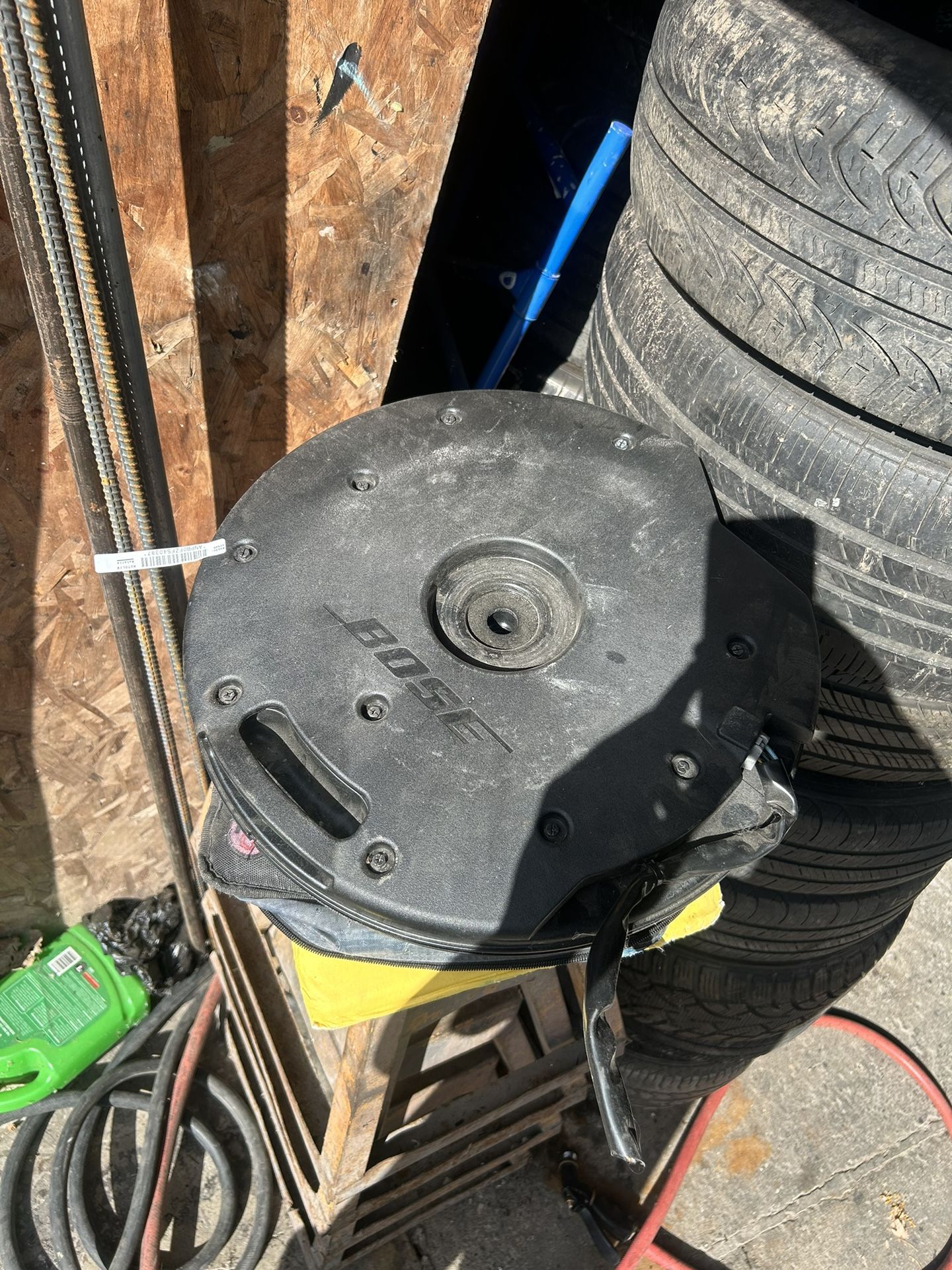 OEM NISSAN/INFINITI BOSE SUBWOOFER