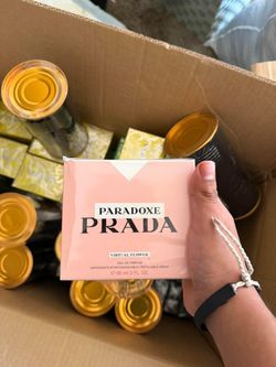Prada Paradoxe Virtual Flower Eau de Parfum 90ml