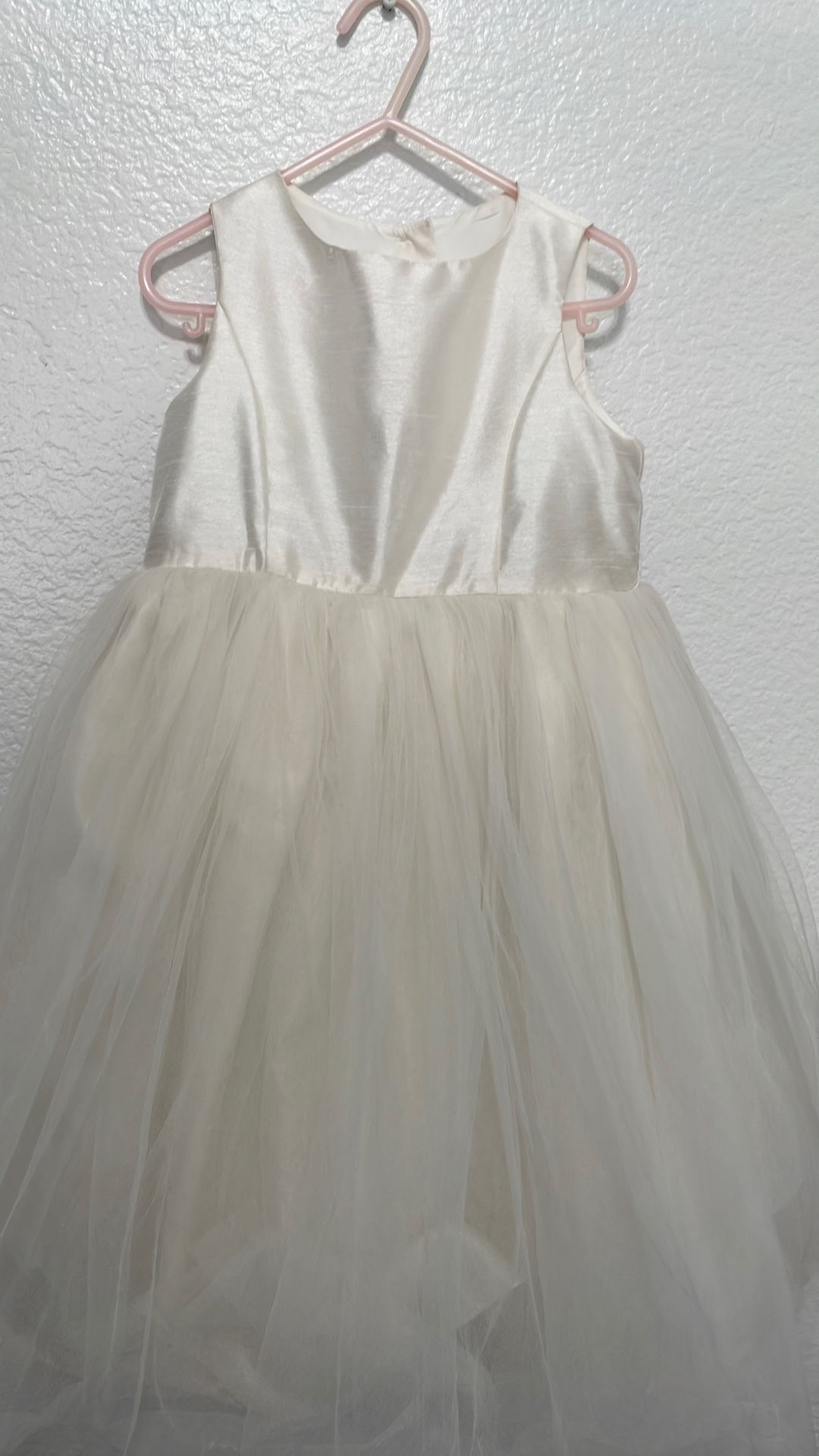 David’s Bridal Flower Girl Dress Size 6