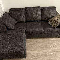 L-shaped Sofa With Pull-Out Bed