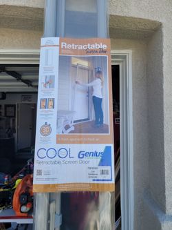 Retractable  screen door