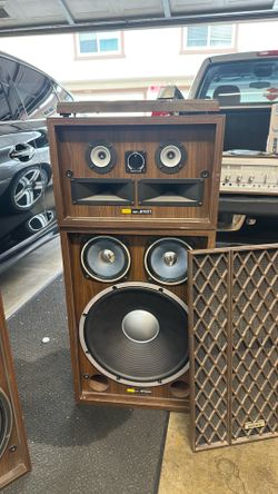 1 Sony SS870 12” speaker set
