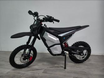 2027 BRAND NEW E BIKE 2600w 45/mph