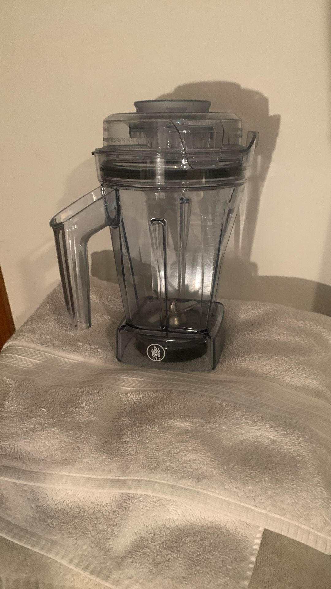 48 Oz Grain Pitcher Vitamix (new)