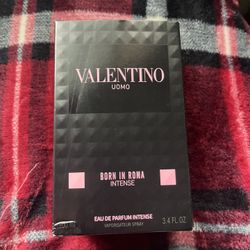 Valentino Born in Roma Intense Cologne 