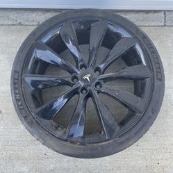 1 Only - 245/35zr21 5x120 5x4.72 Tesla Model S wheel Rim Tire!