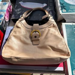 Hand Bag In Excellent Condition By Coach 