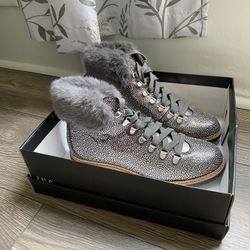 Women’s Rhinestone Booties Shoes With Fur Size 9