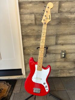 Fender Squire Bronco Bass Guitar