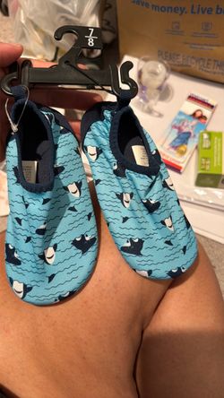 Kids swim shoes