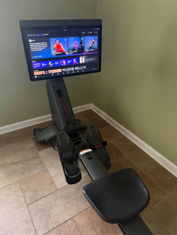 Peloton Row in like new condition, Leonardo NJ