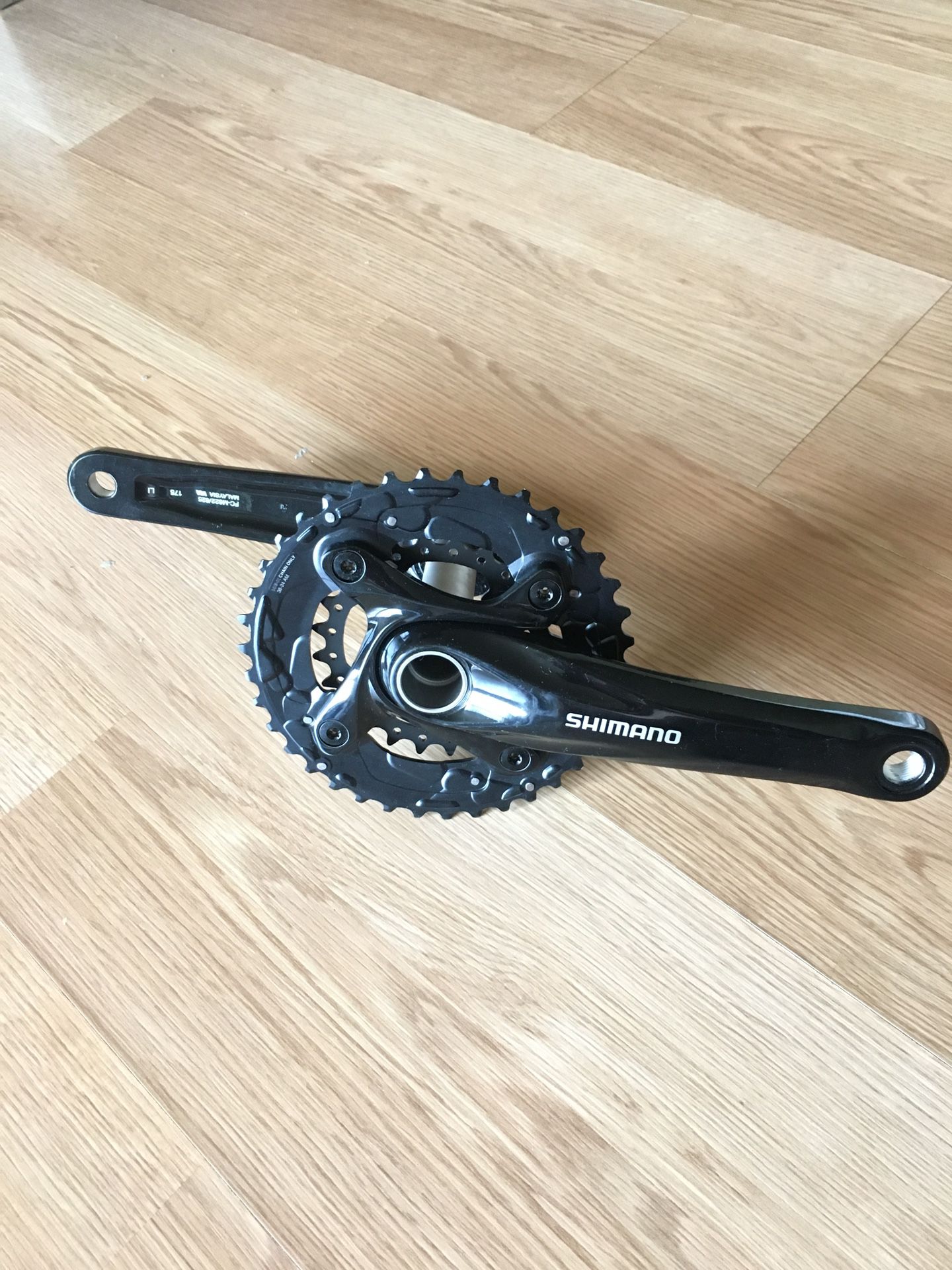 Shimano Deore Bike Crank Set  - Holowtech - Up to 11 speed - 38/24 T - 175 mm - Brand new - Bike Cycling parts  - If the listing is up and you can see