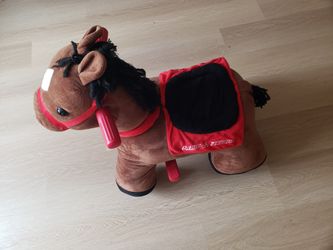 Radio Flyer Lightning: 6V Electric Ride-On Horse

