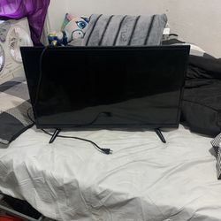 Atyme Flat Screen Tv